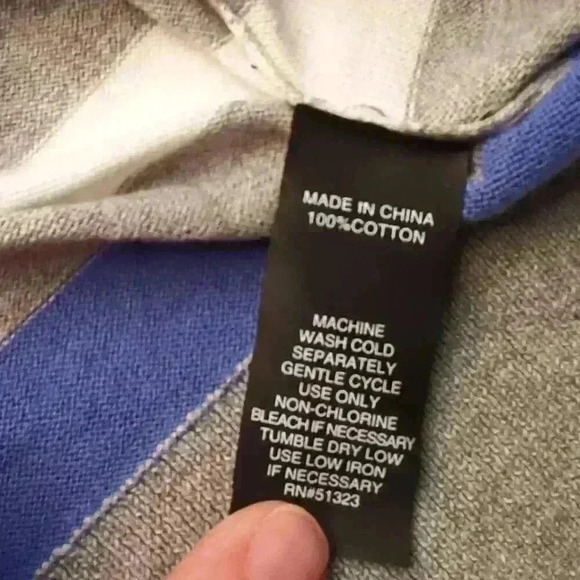 Vince Camuto Sweater Size S Long Sleeve Crew Neck Purple Grey White Striped - Picture 9 of 9